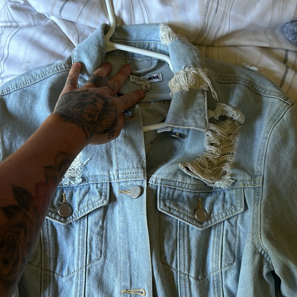 Jean jacket - Picture 3 of 5